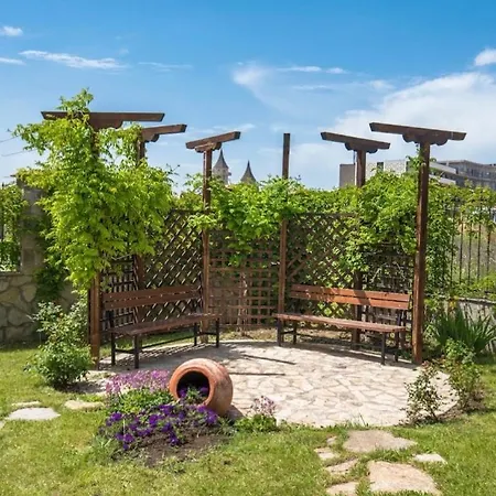 уютная в 5 минутах от пляжа Apartament